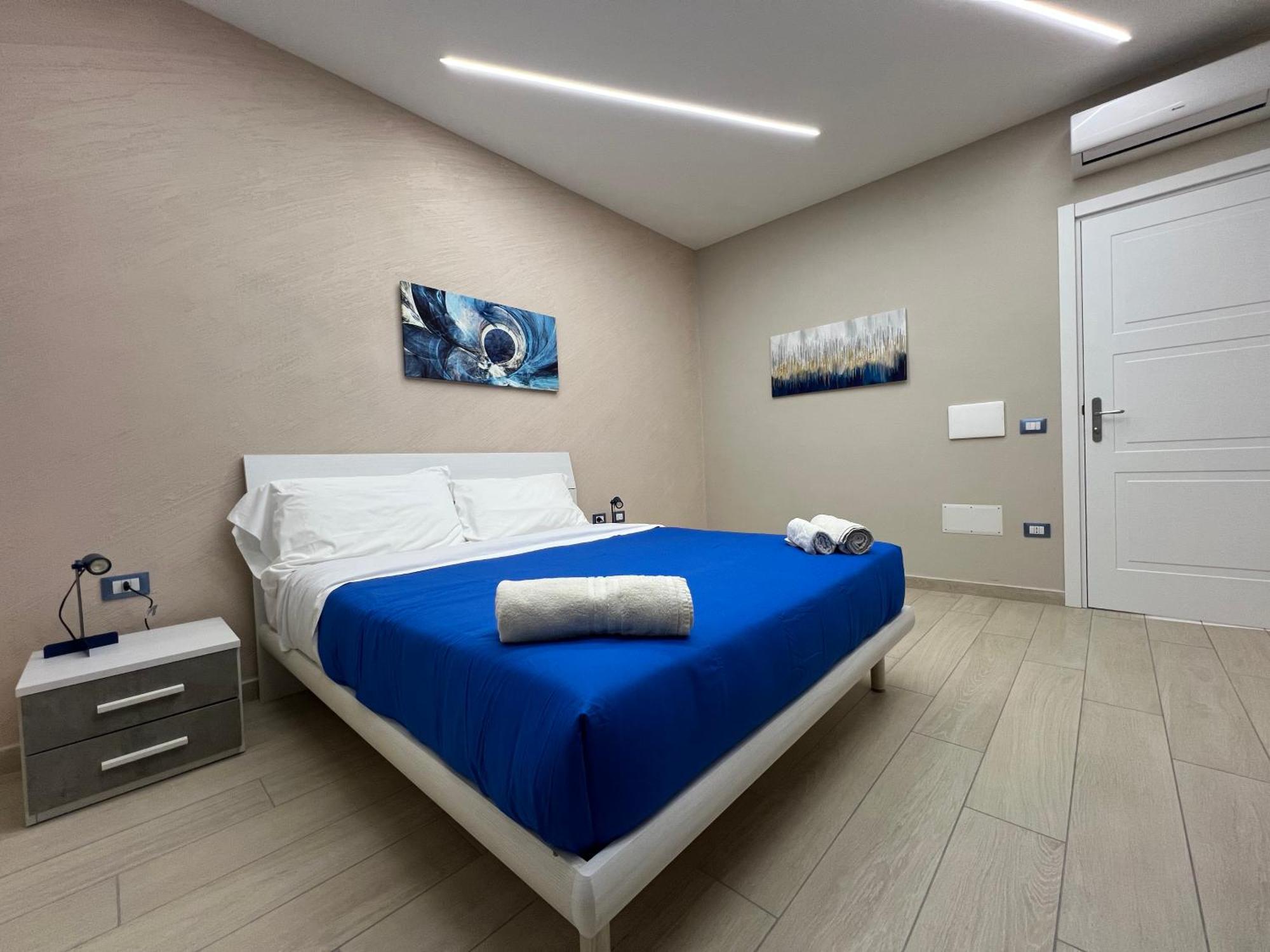 Blu 19 Hotel Наполи Екстериор снимка