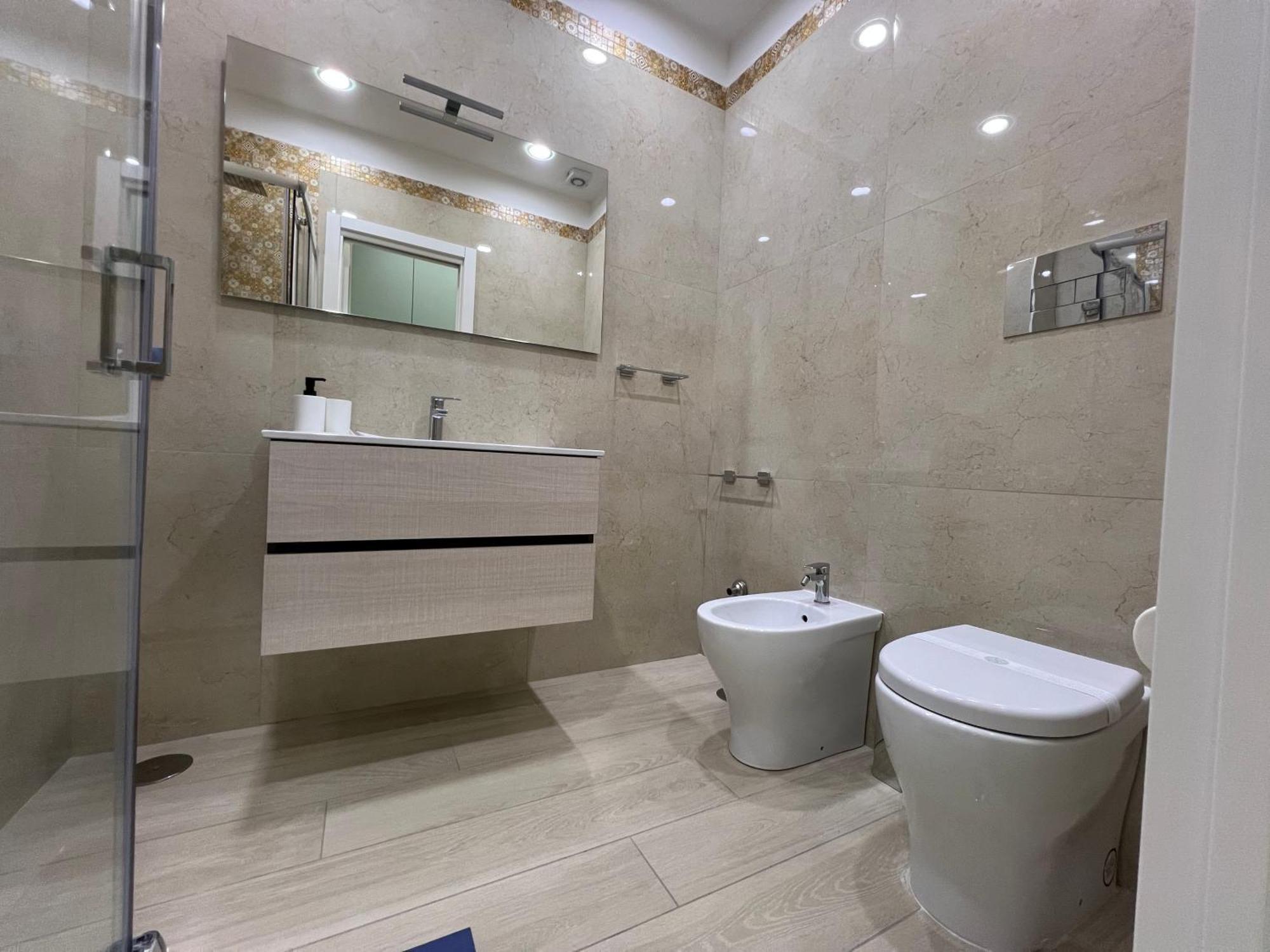 Blu 19 Hotel Наполи Екстериор снимка