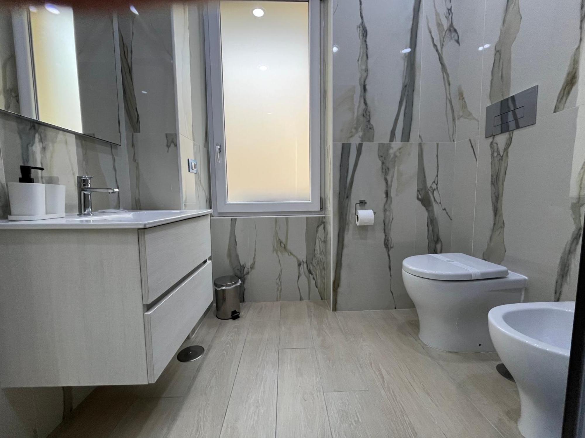 Blu 19 Hotel Наполи Екстериор снимка